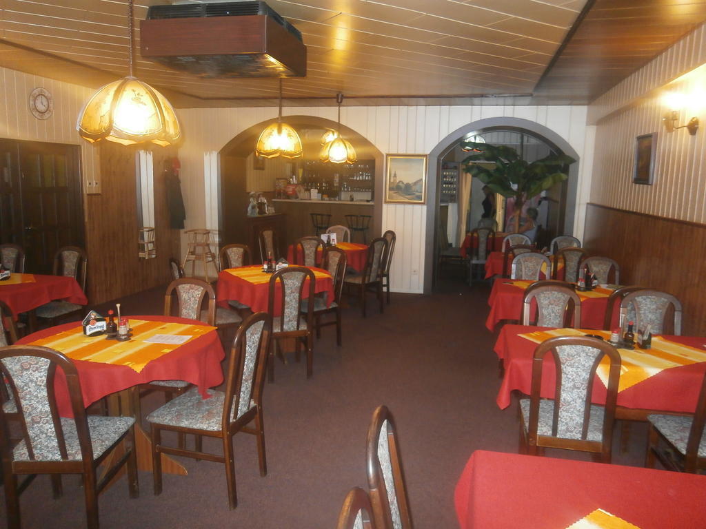 Hotel Fogl Nova Bystrice Exterior photo